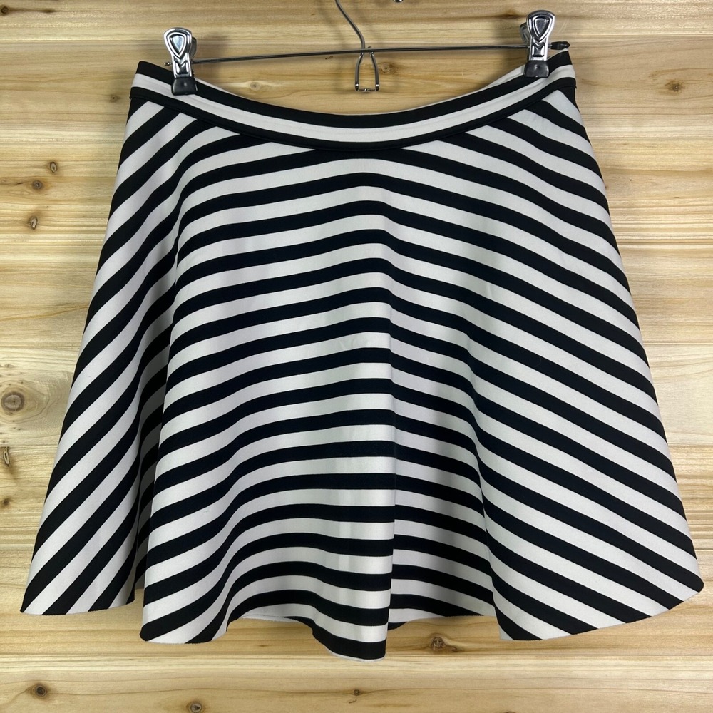 Abercrombie & Fitch Skirt Womens M Striped Black & White Raw Hem Mini Skirt